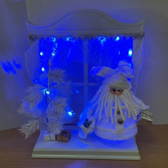 Avon Santa Claus Window Decoration Lighted Winter Christmas Scene Retired 2008 - Picture 2 of 9